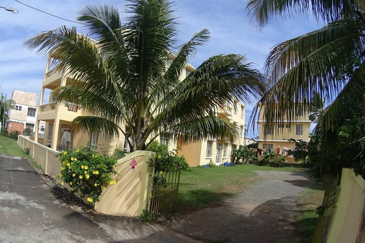 Allamanda Apartments - 100M Bain Boeuf Beach ภายนอก รูปภาพ